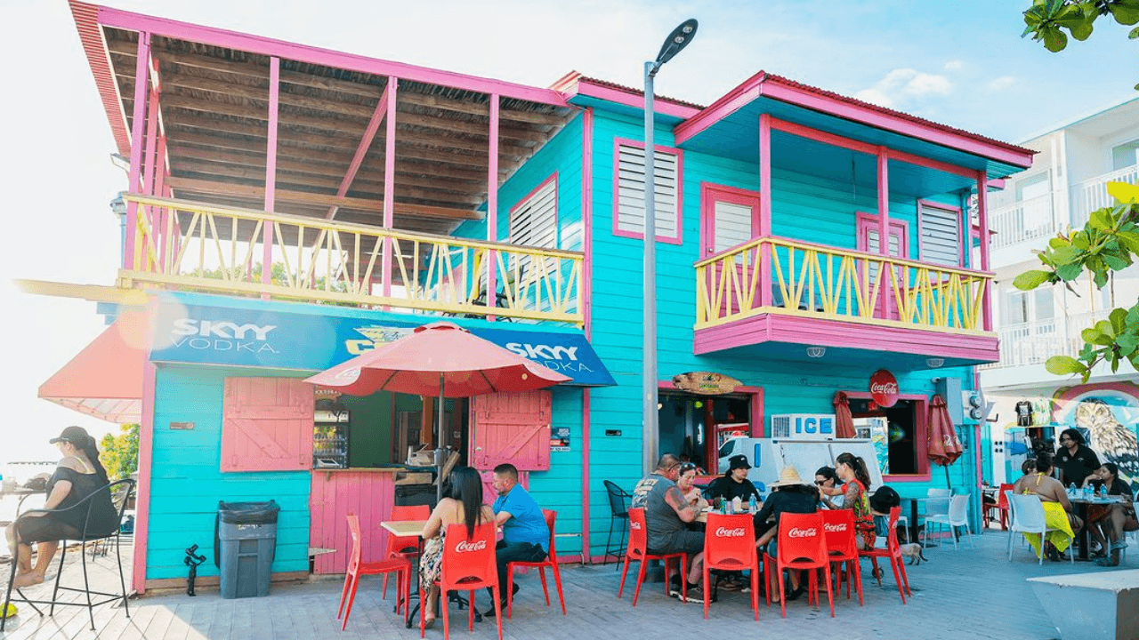 parada-orgullo-cabo-rojo-donde-comer