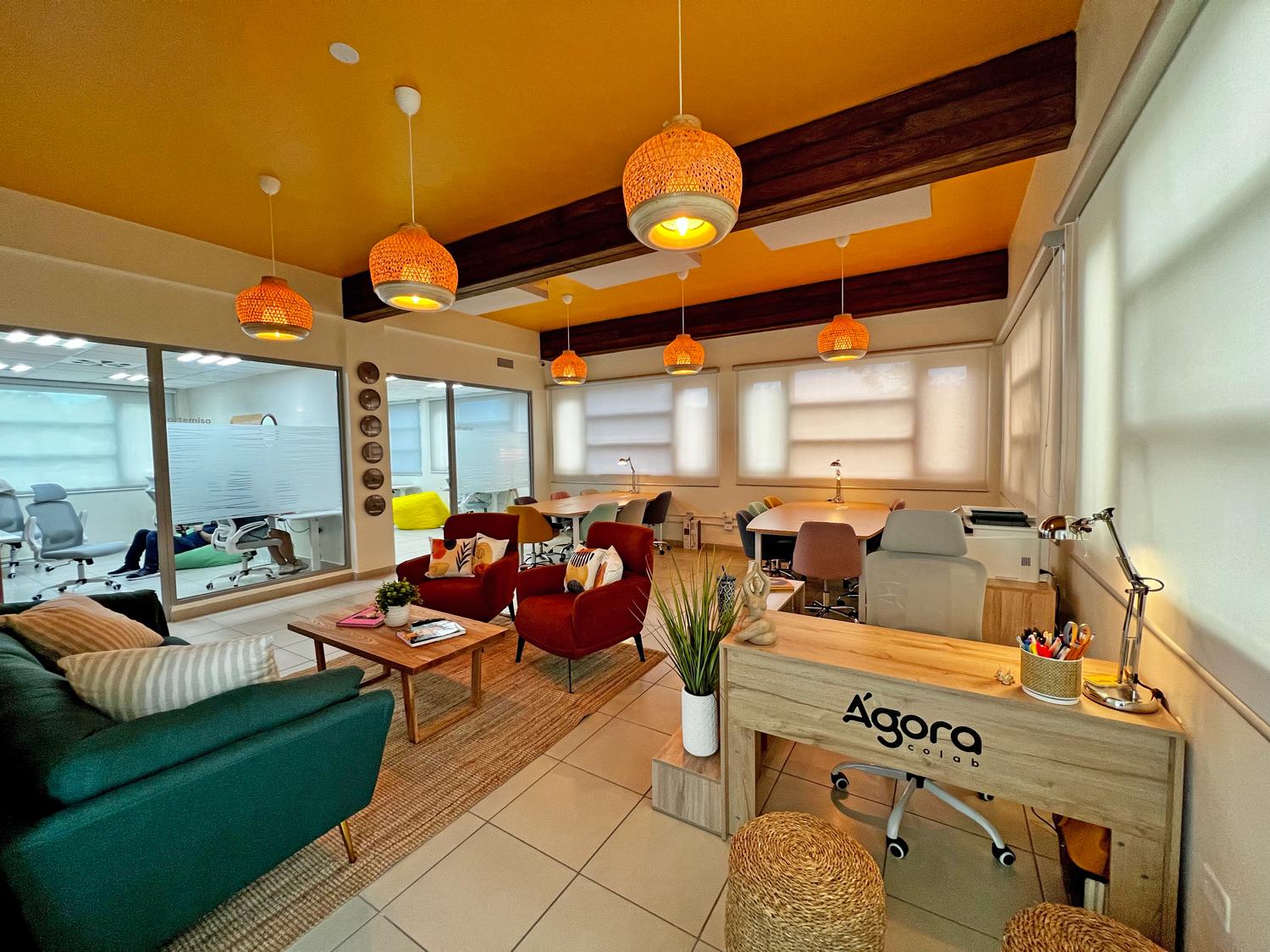 Google owner photo. Attribution: Agora Colab (https://maps.google.com/maps/contrib/116014723511799809957)