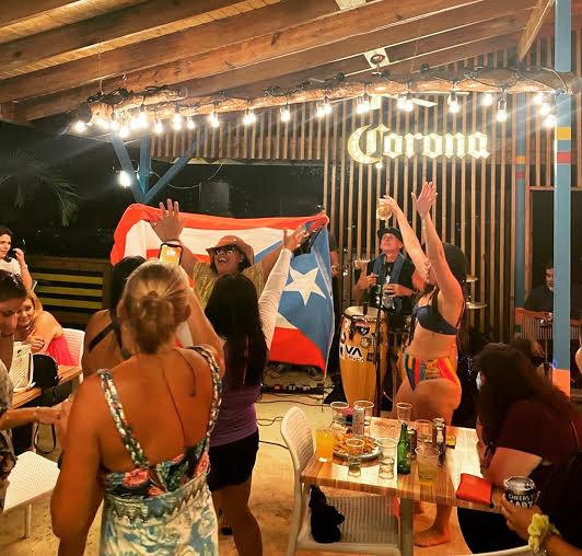 Google owner photo. Attribution: Cocoloba Beach Bar (https://maps.google.com/maps/contrib/116325093780771138105)