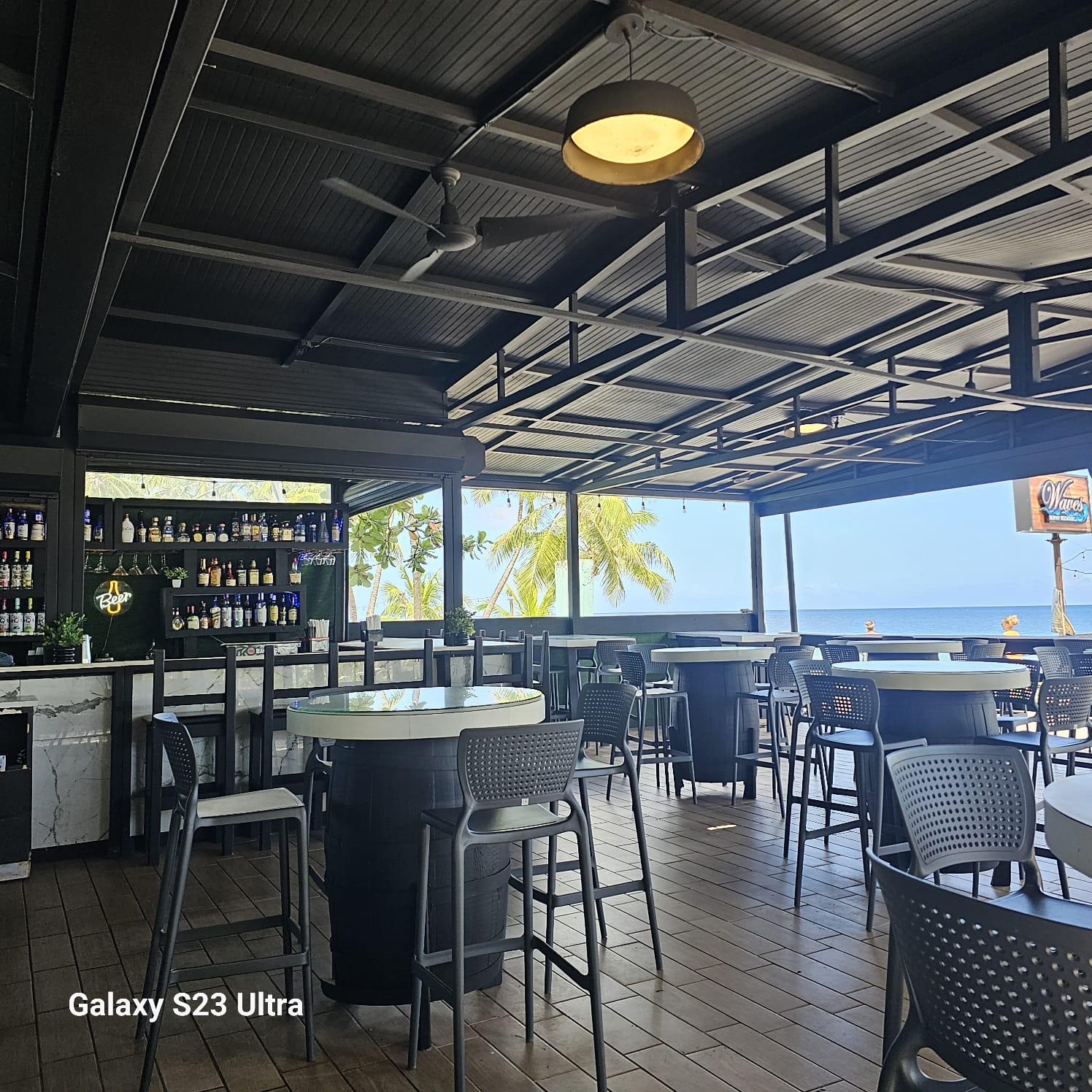Waves Seafood